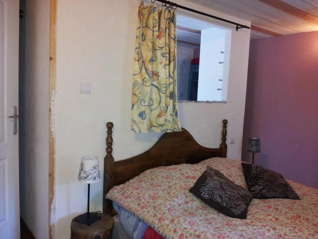 Auberge La Bergerie سانت-ماري-دي-كامبان الغرفة الصورة